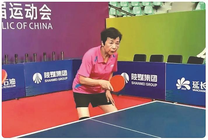 乒乓球从小