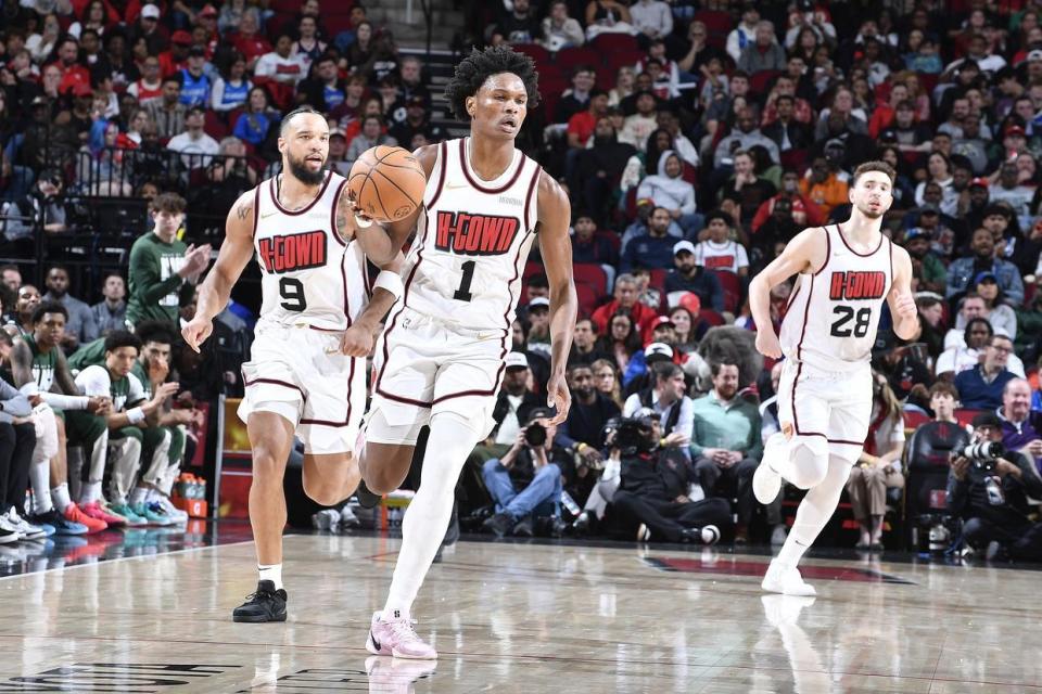 选秀当中天, 球给队友, OA