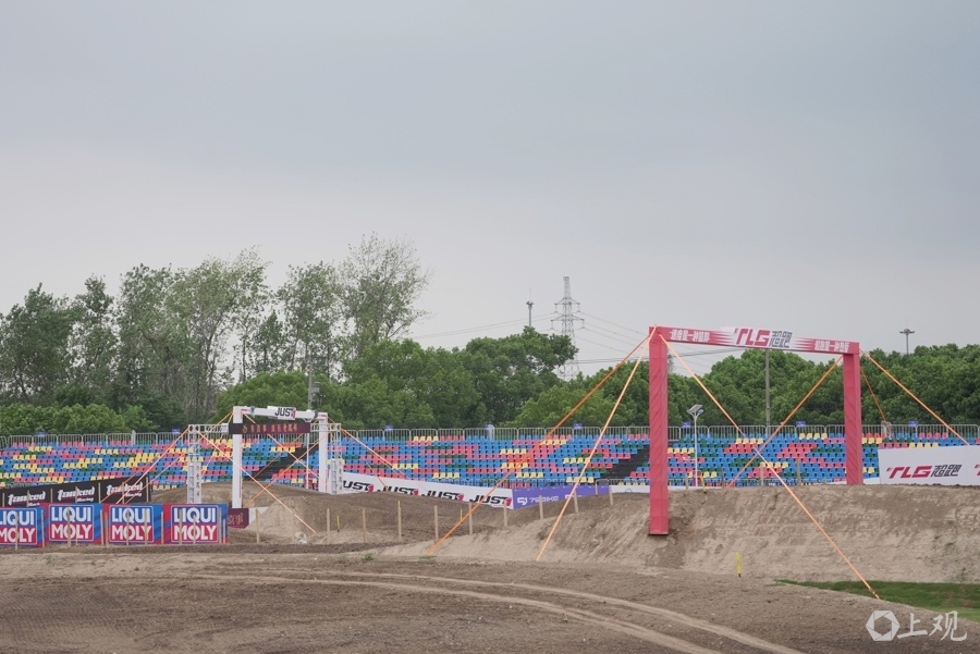 除了赛事现, UAA