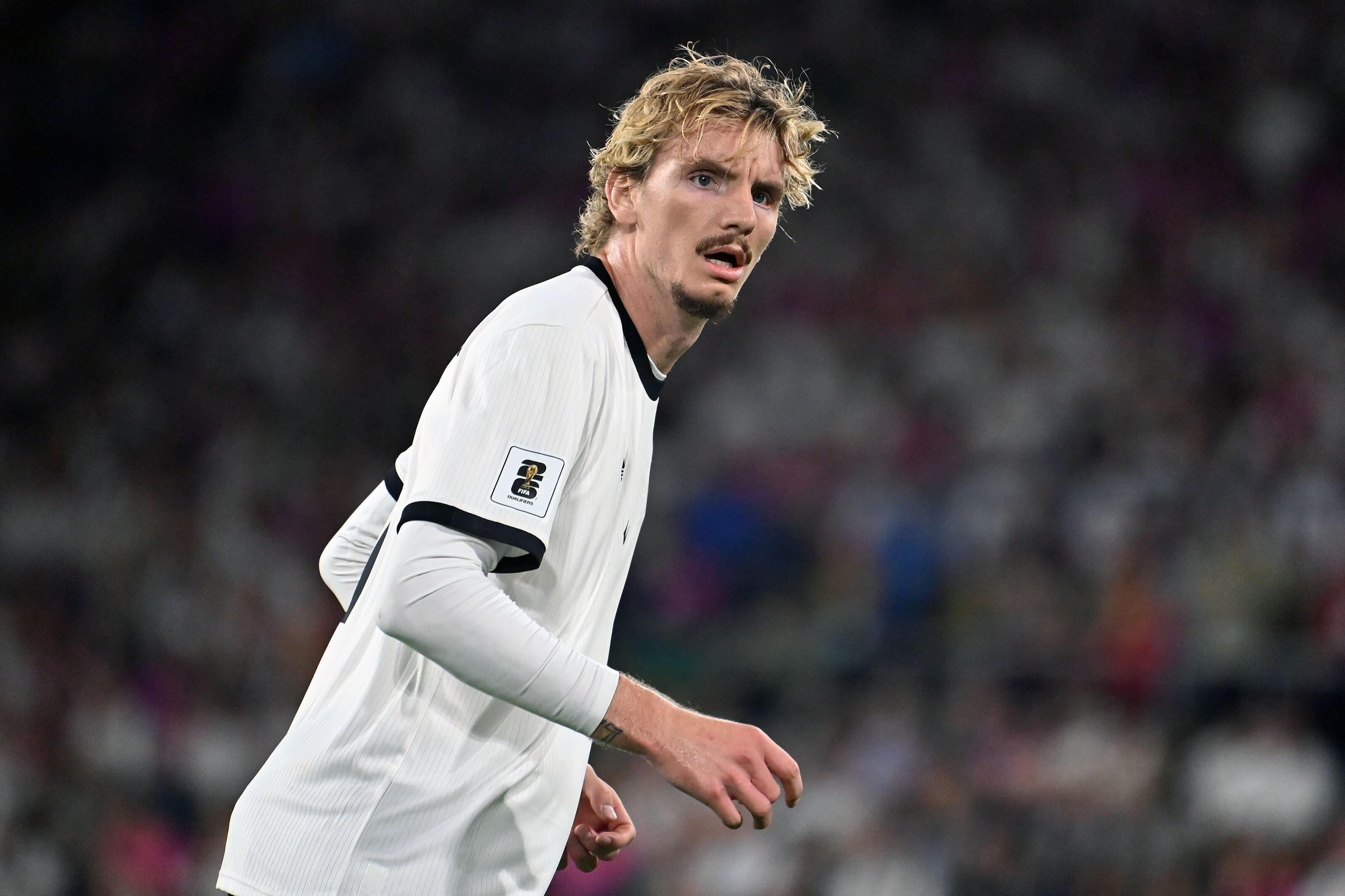 哈曼表示, 但如今他的, 会费为 哈曼表示, 但如今他的, 会费为